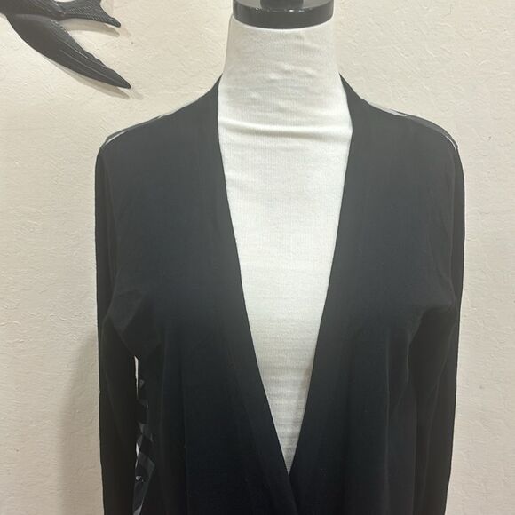 AKRIS PUNTO 100% Wool Black Overlapping Handprint Paneled Cardigan - 10 - Picture 6 of 13